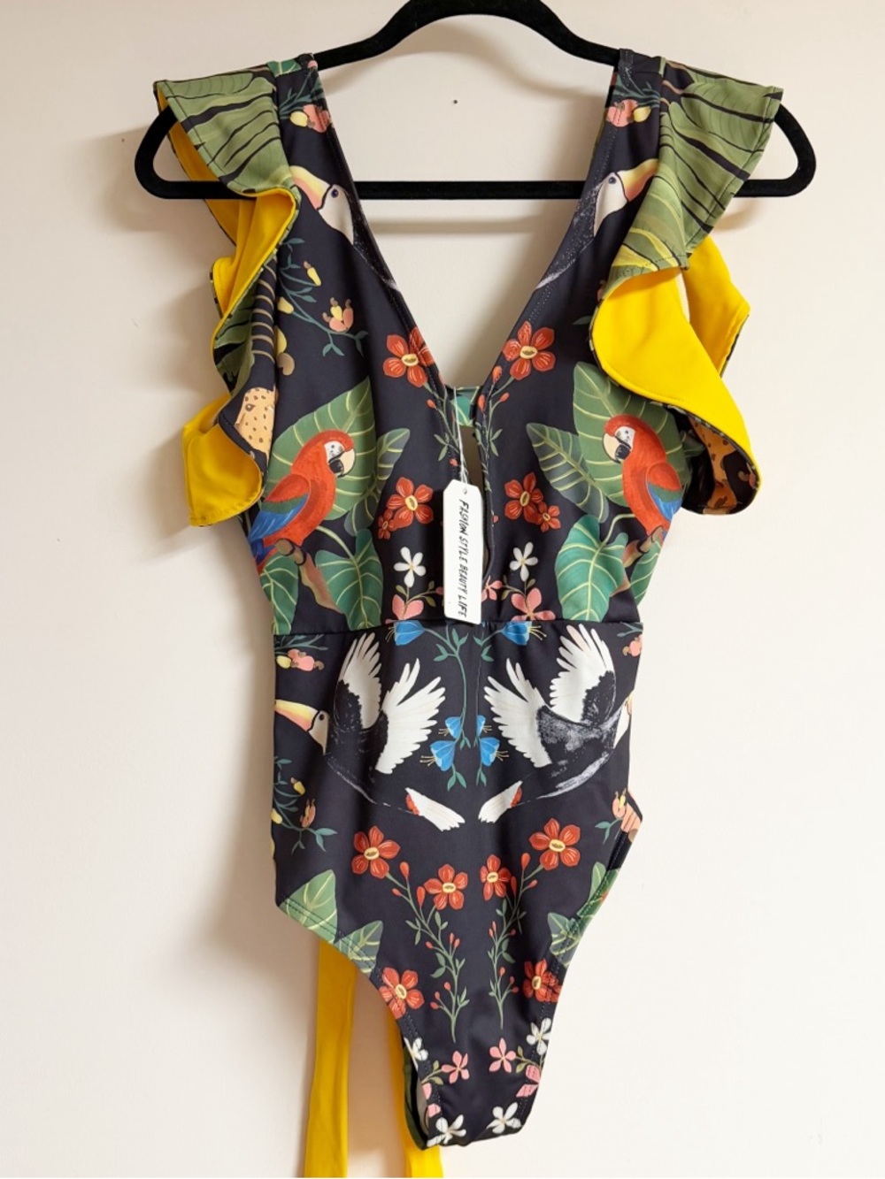 NWT Sporlike Tropical Bird Print Ruffle One-Piece Swimsuit Size XL